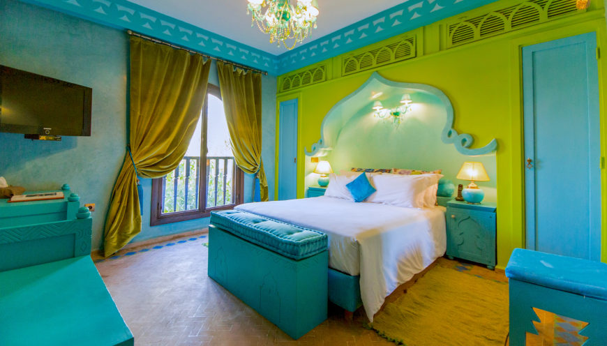 https://www.villamalikasilvana.com/wp-content/uploads/2020/12/Chambre-le-scarabée-Villa-Malika-Silvana-1-870x496.jpg