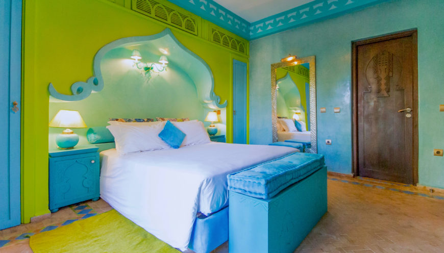 https://www.villamalikasilvana.com/wp-content/uploads/2020/12/Chambre-le-scarabée-Villa-Malika-Silvana-3-870x496.jpg